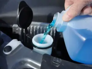 nước rửa kính ô tô shiny